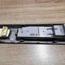 84820 47030 515114 HM4703  Electric window control switch Toyota Prius (XW20)