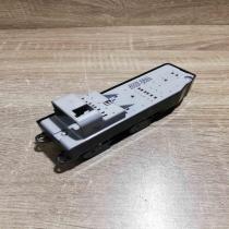 84820 47012 515358HM4701  Electric window control switch Toyota Prius (XW20)