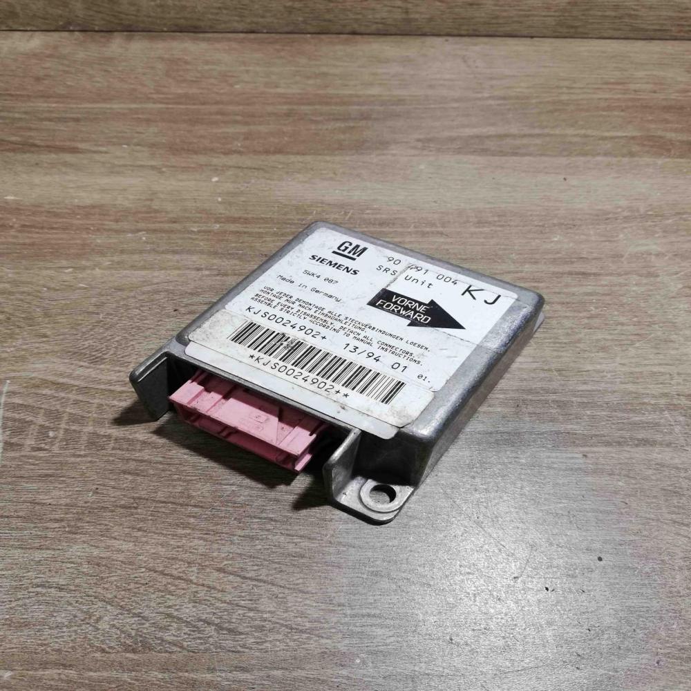 90491004   Airbag control unit/module Opel Omega B1