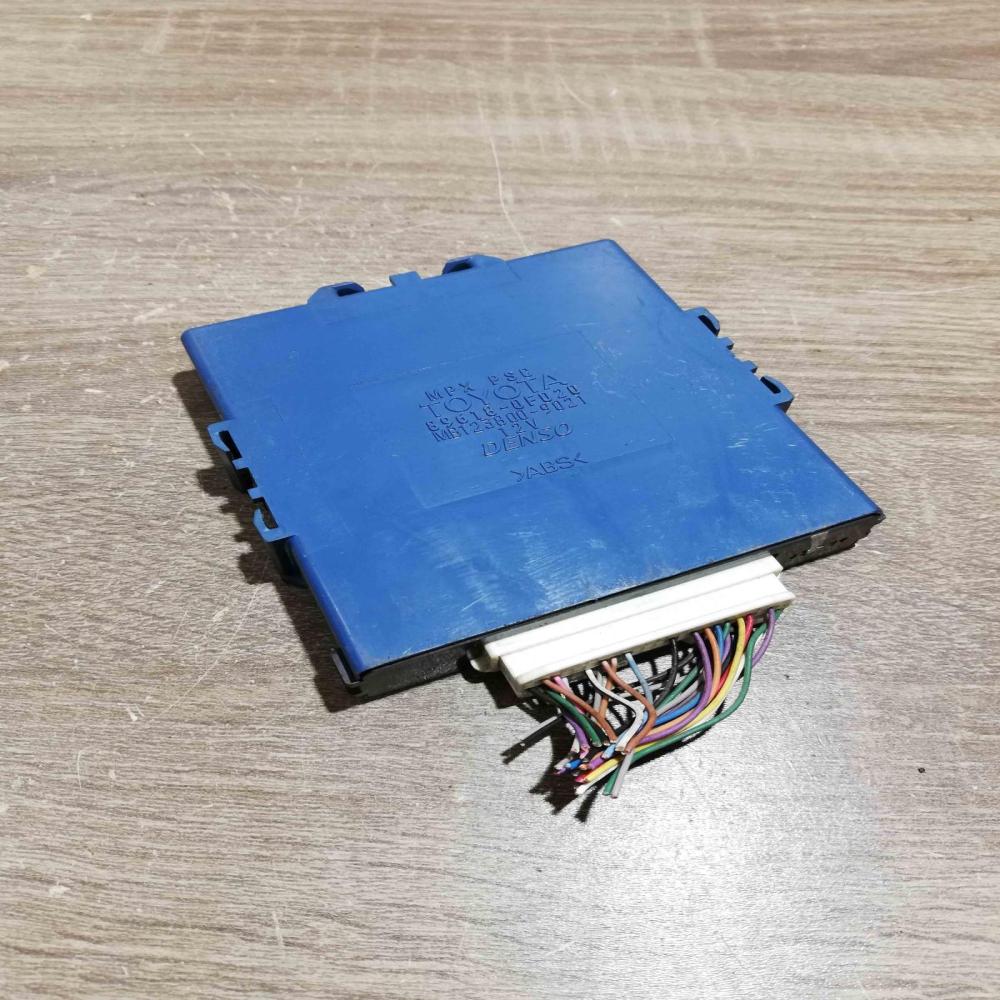 89618 0F020 MB123800 9021  Combustion control unit/module Toyota Corolla Verso A