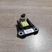 89173 0D020   Airbag deployment crash/impact sensor Toyota Yaris