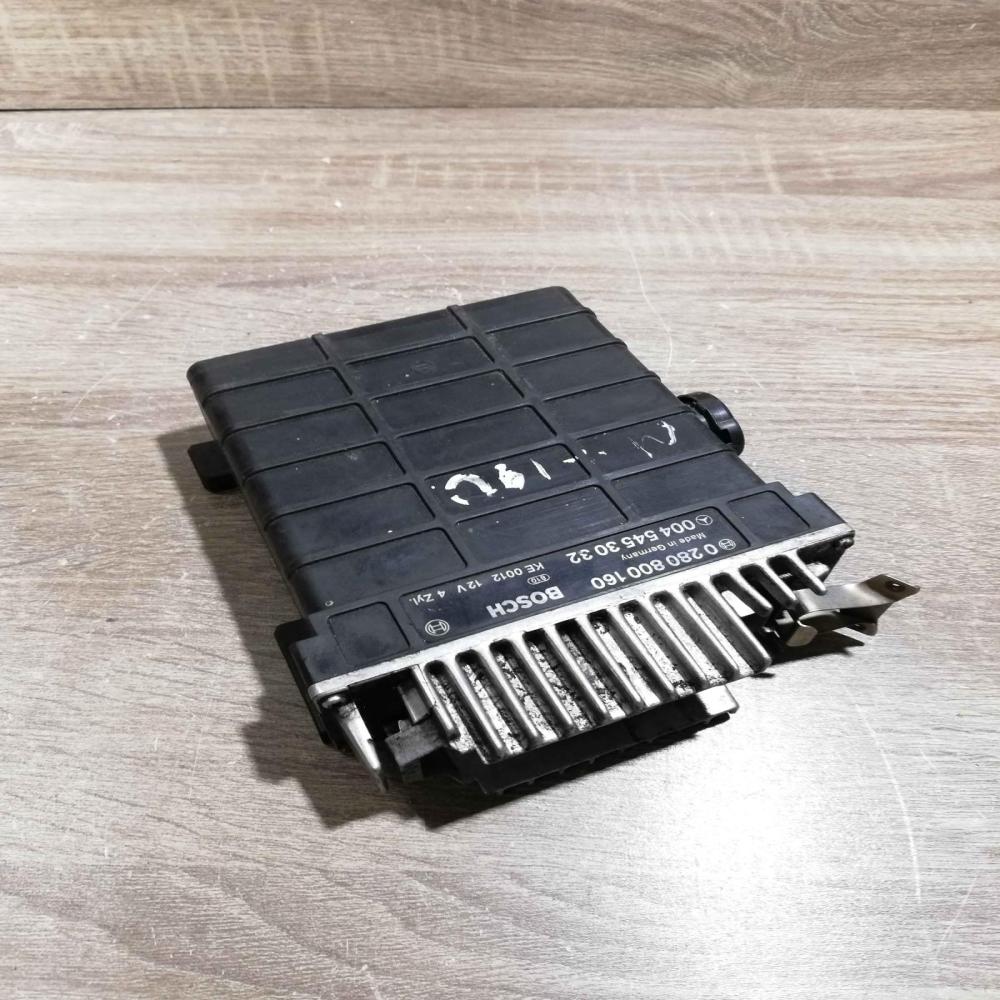 0045453032 0280800160  Engine control unit/module ECU Mercedes-Benz 190 W201