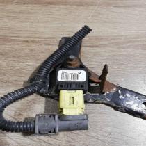 89173 05040   Airbag deployment crash/impact sensor Toyota Avensis Verso