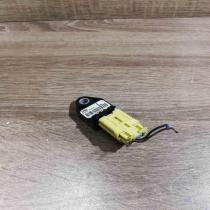 89834 05010   Airbag deployment crash/impact sensor Toyota Avensis T250