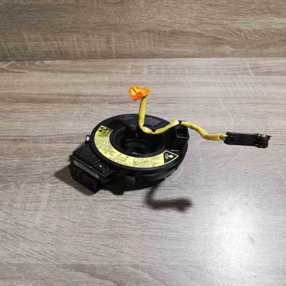 9QK0386   Airbag slip ring squib (SRS ring) Toyota Yaris