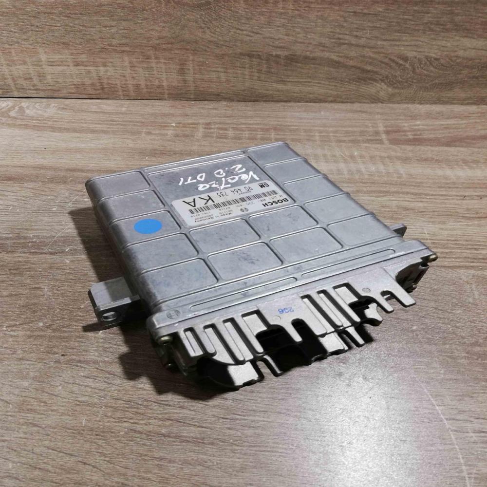 0281001335 90464735 KA  Engine control unit/module ECU Opel Vectra B