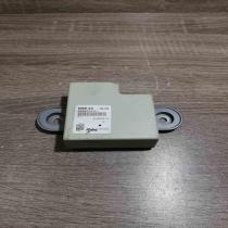 6935024   Aerial antenna amplifier BMW 5 E60 E61