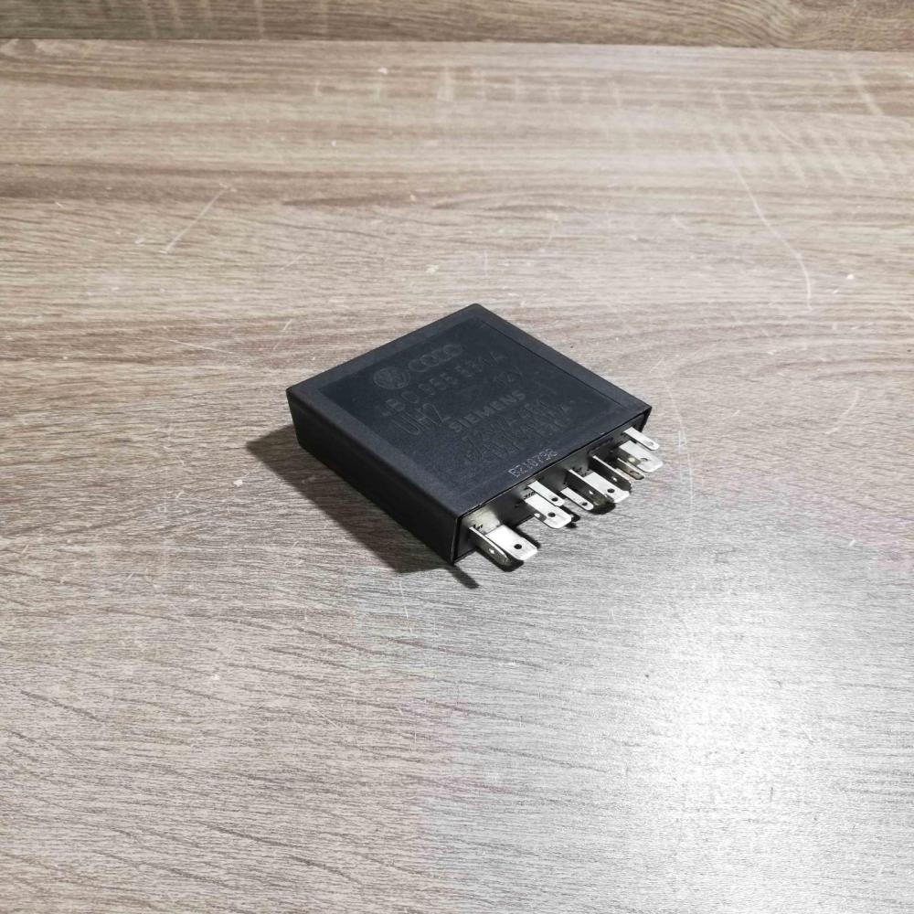4B0955531A  Wiper Other relay Volkswagen PASSAT B5.5