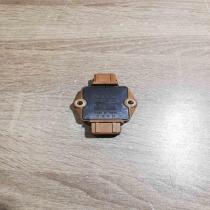 4A0905351   Ignition amplifier control unit Audi A4 S4 B5 8D