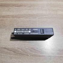 2025420232   Light module LCM Mercedes-Benz C W202