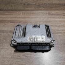 0281012517 89661 0D450  Engine control unit/module ECU Toyota Yaris