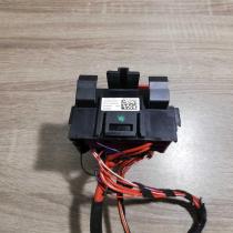 A2059067200   Fuse module Mercedes-Benz C W205