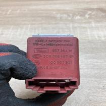 1J0907521 5DS006467  Heater blower motor/fan resistor Volkswagen Golf IV