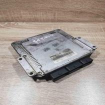 0281010819 8200039569  Engine control unit/module ECU Renault Laguna II