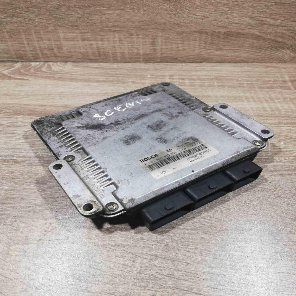0281010819 8200039569  Engine control unit/module ECU Renault Laguna II