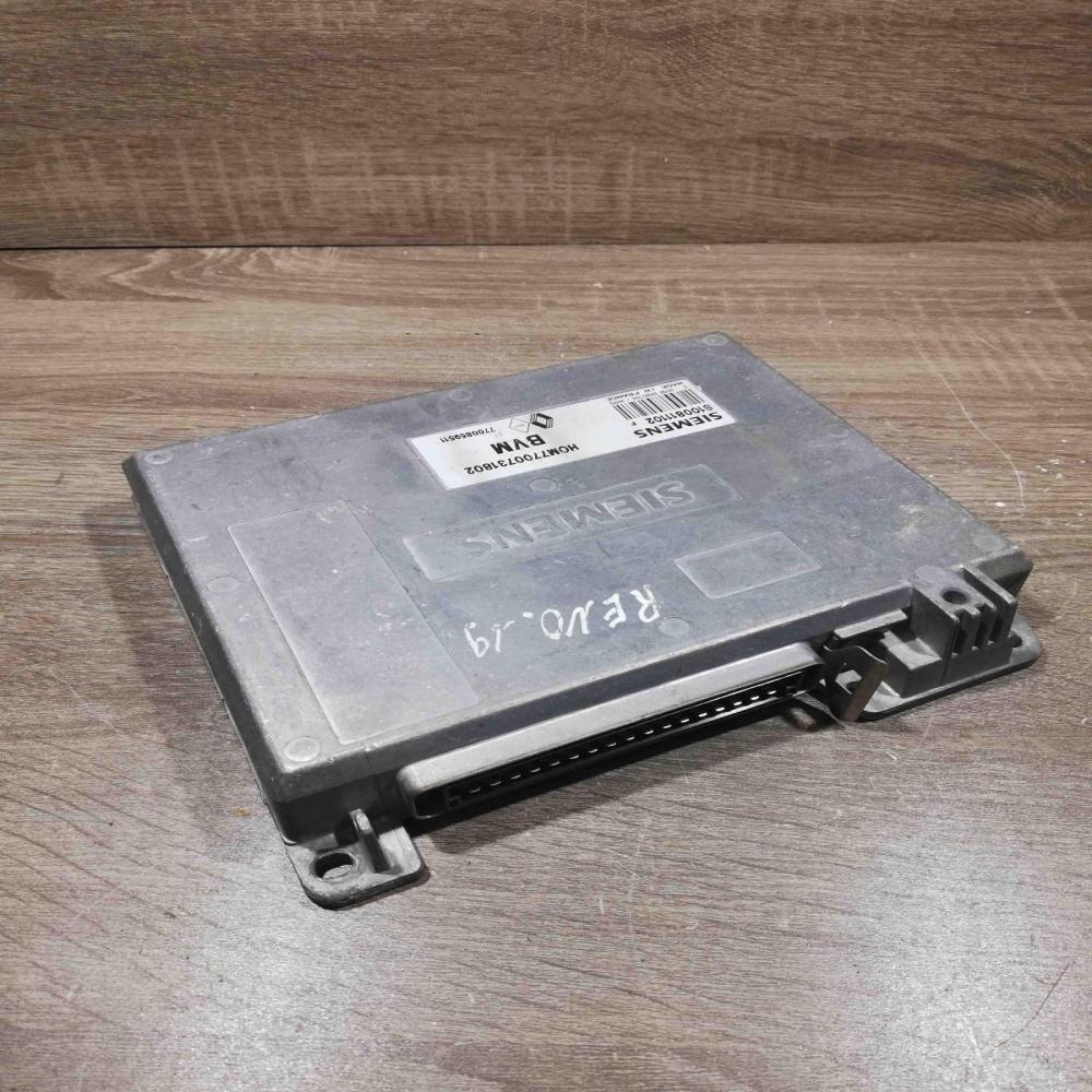 7700731802 S100811102F  Engine control unit/module ECU Renault 19