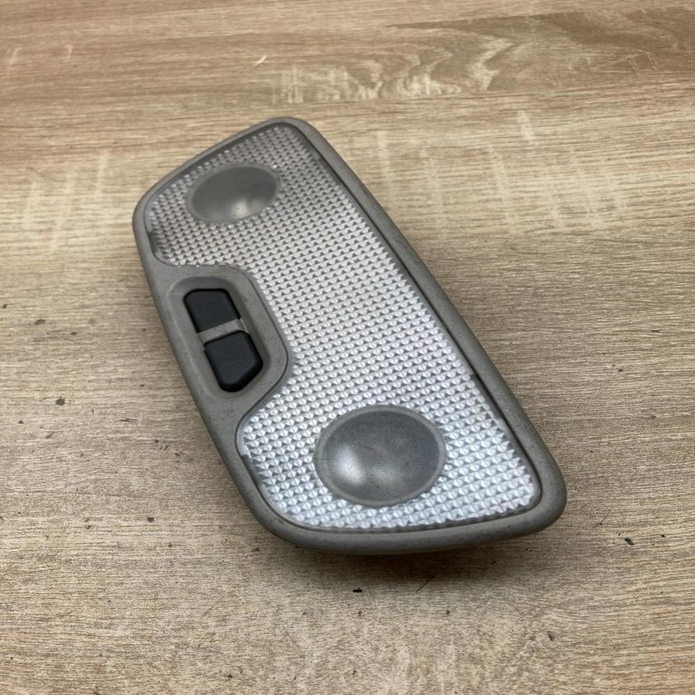 30859659 30889210  Rear seat light Volvo V50