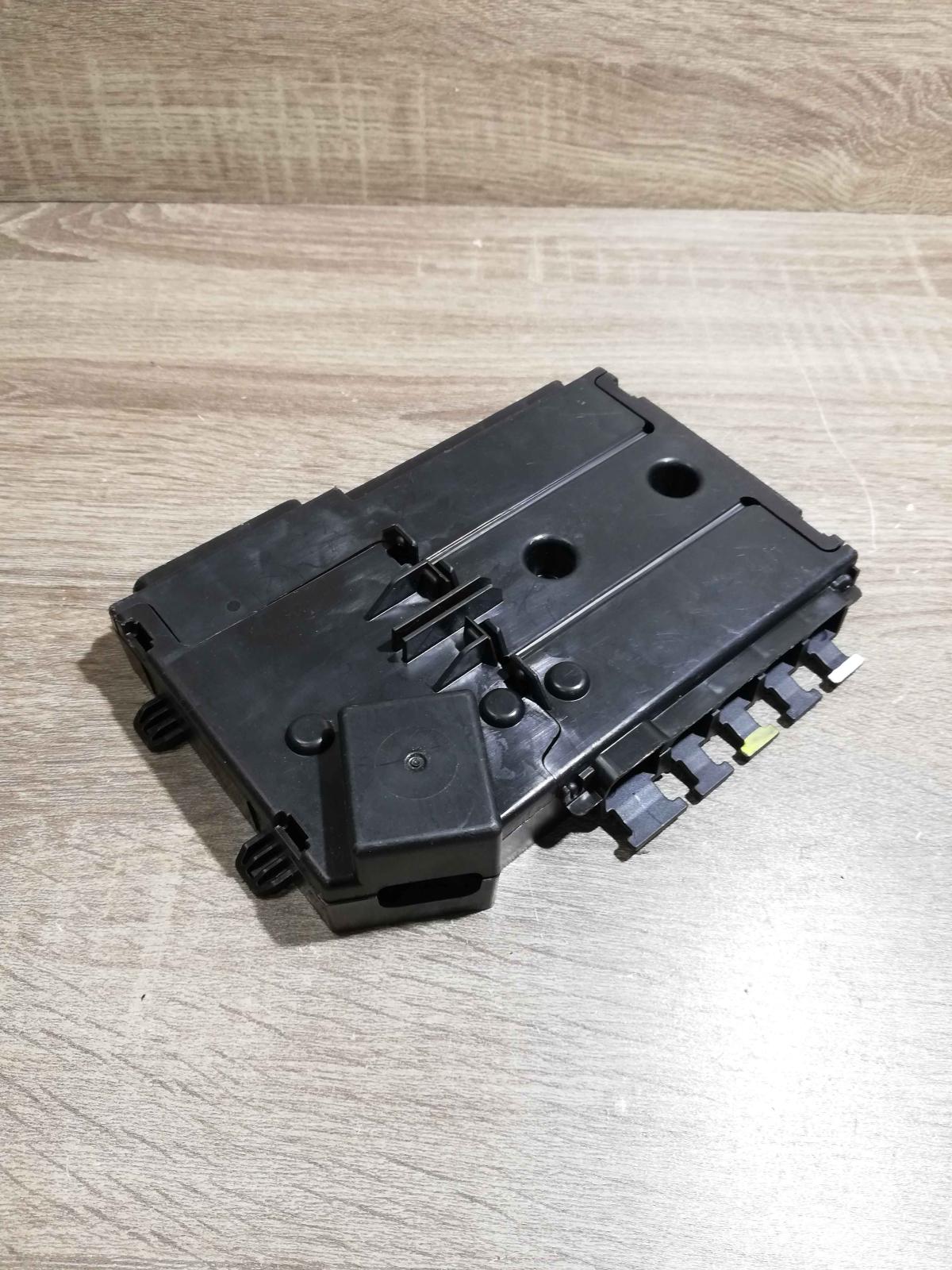 A2135406200   Fuse module Mercedes-Benz E W213