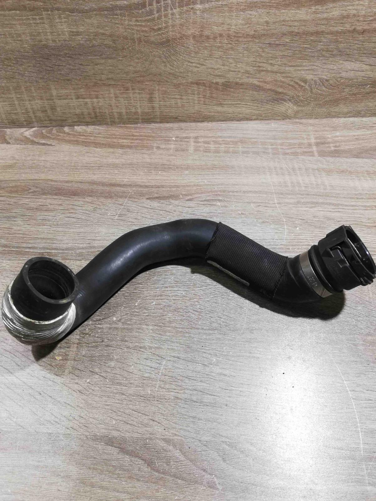 7581576   Engine coolant pipe/hose BMW 7 F01 F02 F03 F04