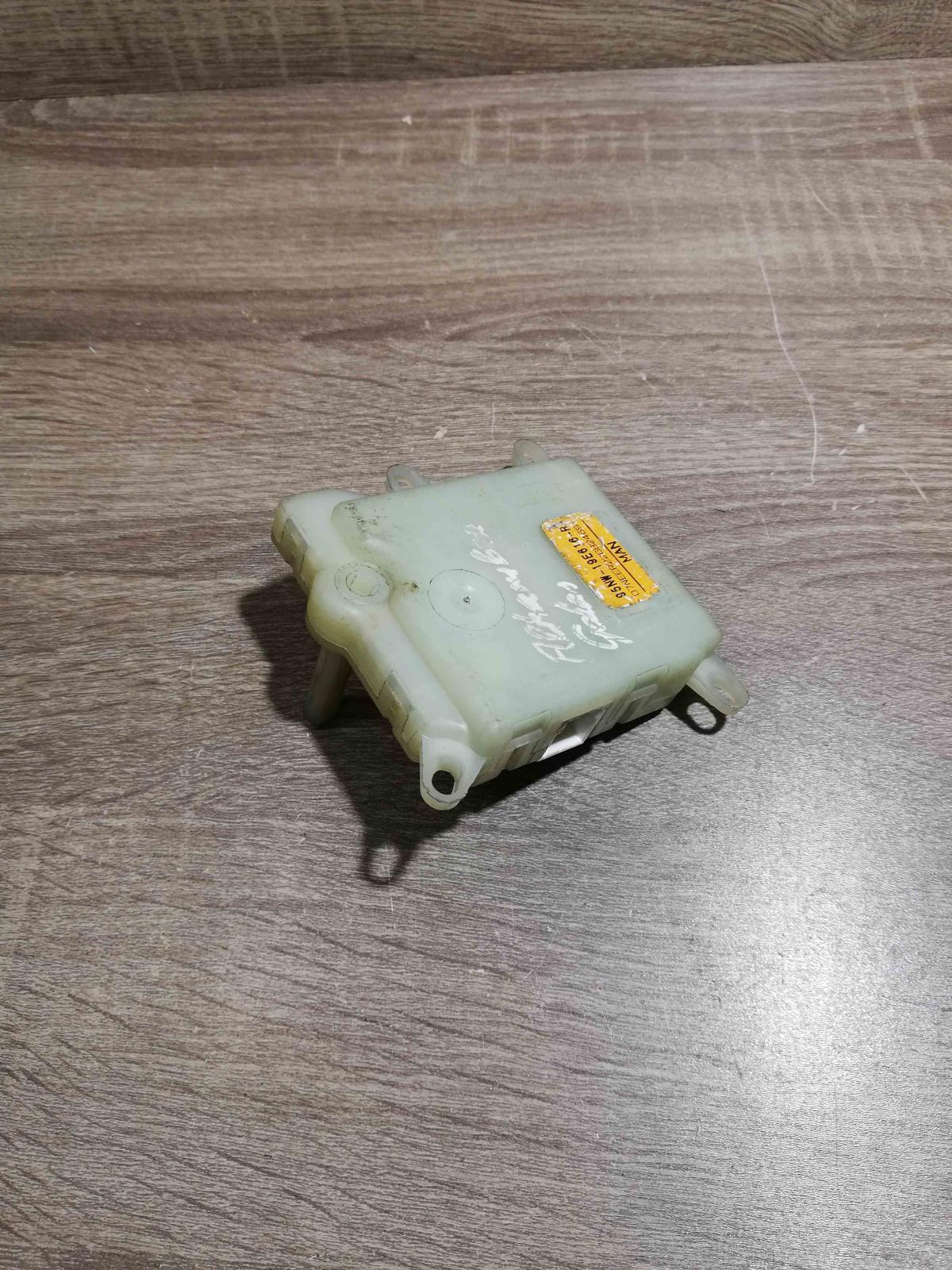 95NW 19E616 RA   Air flap motor/actuator Volkswagen Sharan