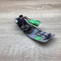 8685380 8686026  12 V Socket (front) Volvo V50