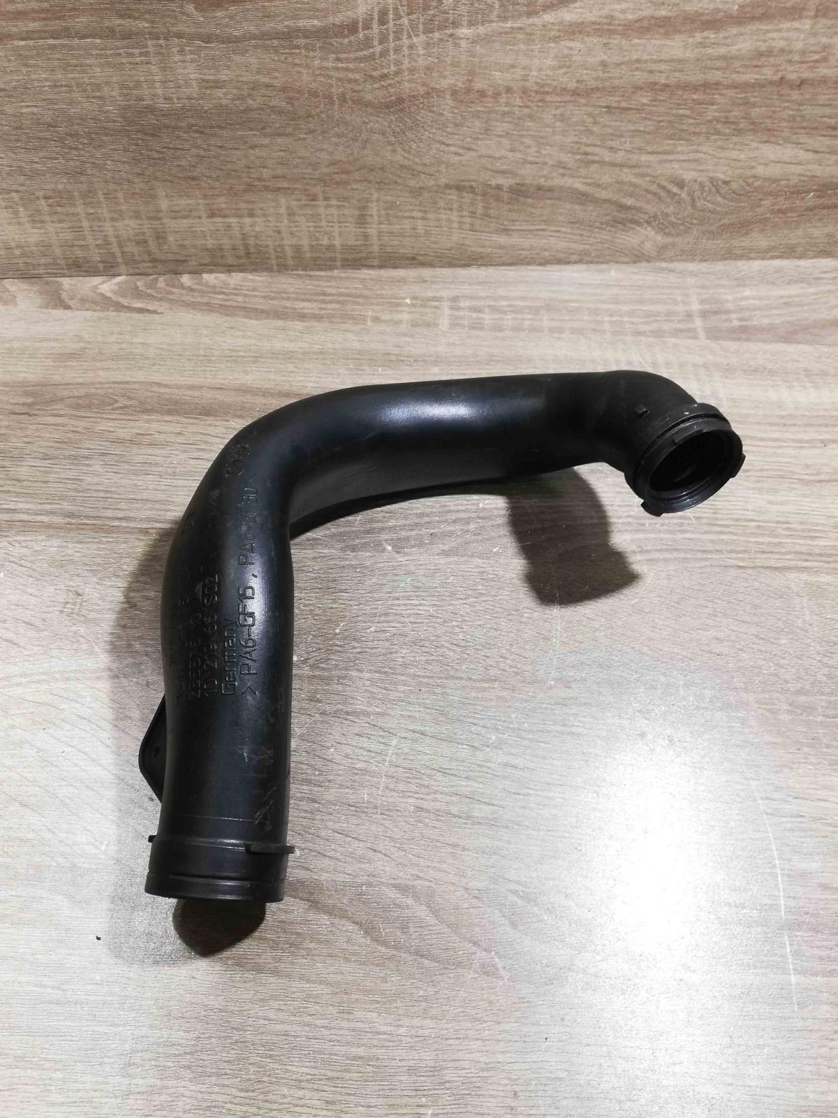 7571347 235576 10  Air intake duct part BMW X6 E71