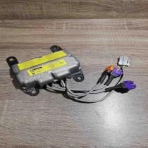 7700840113 550289000  Airbag control unit/module Renault Laguna I