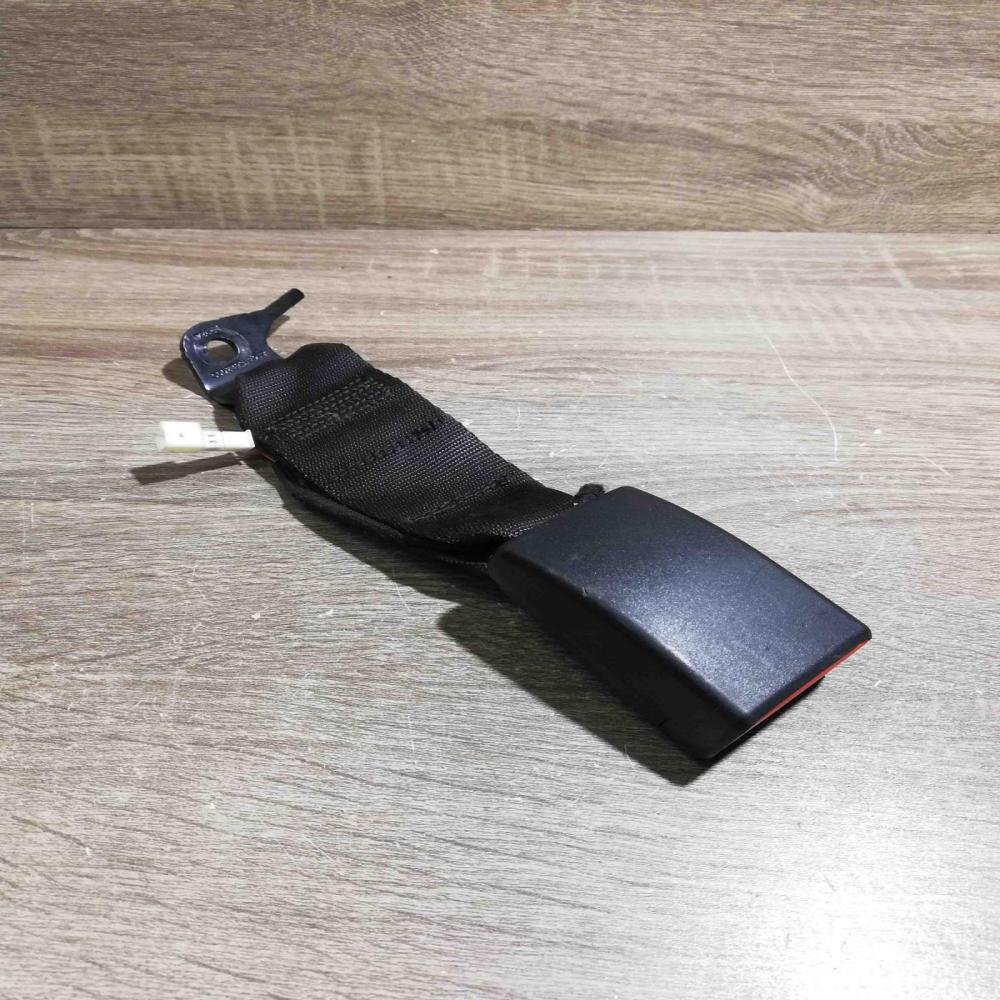 741278504   Rear seatbelt BMW 5 G30 G31