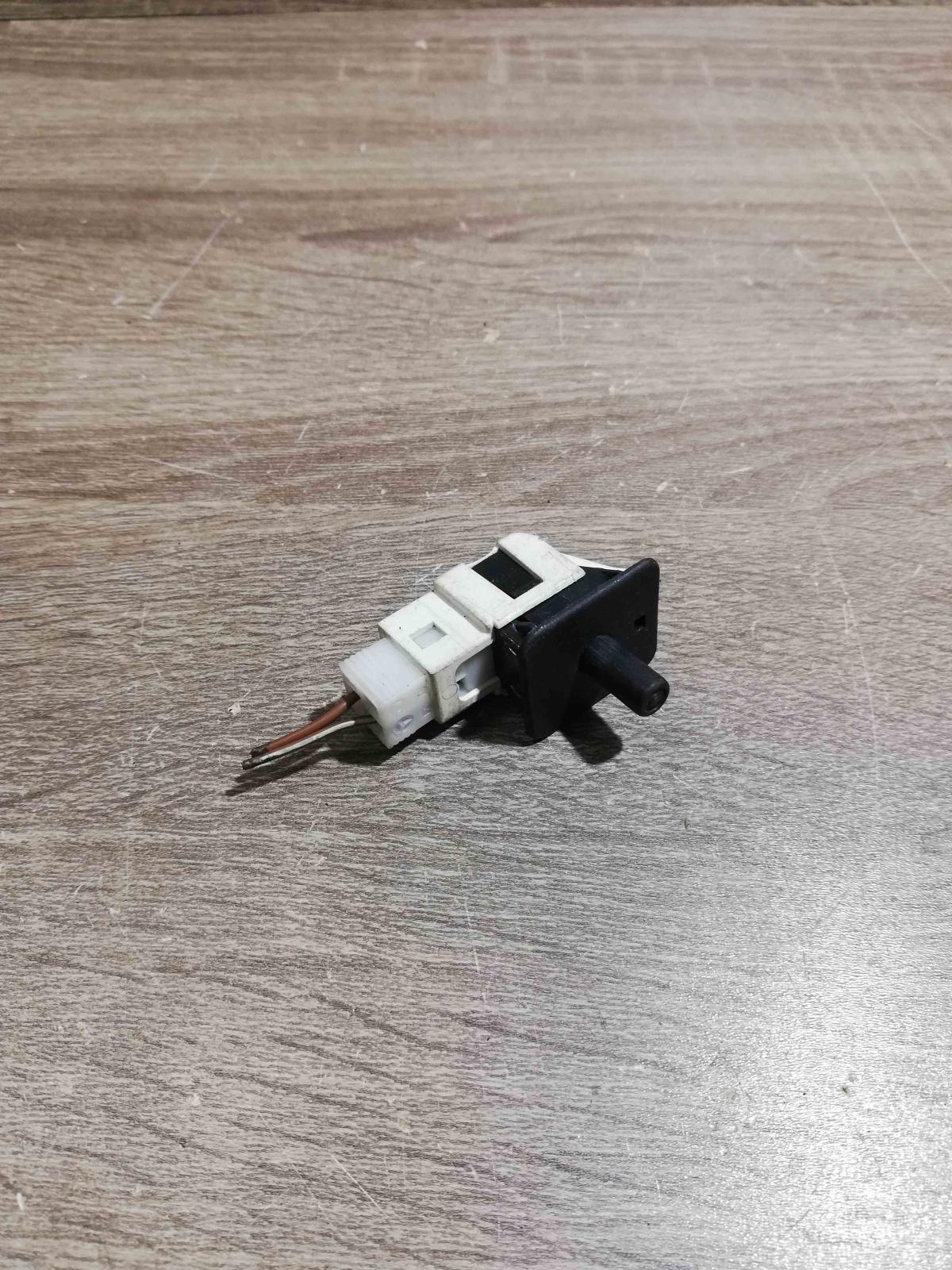 2028209410   Other switches/knobs/shifts Mercedes-Benz E W211