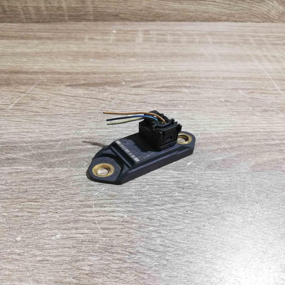 0025426918   Airbag deployment crash/impact sensor Mercedes-Benz S W220