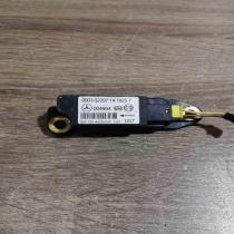 0018204426 004664  Airbag deployment crash/impact sensor Mercedes-Benz CLK A209