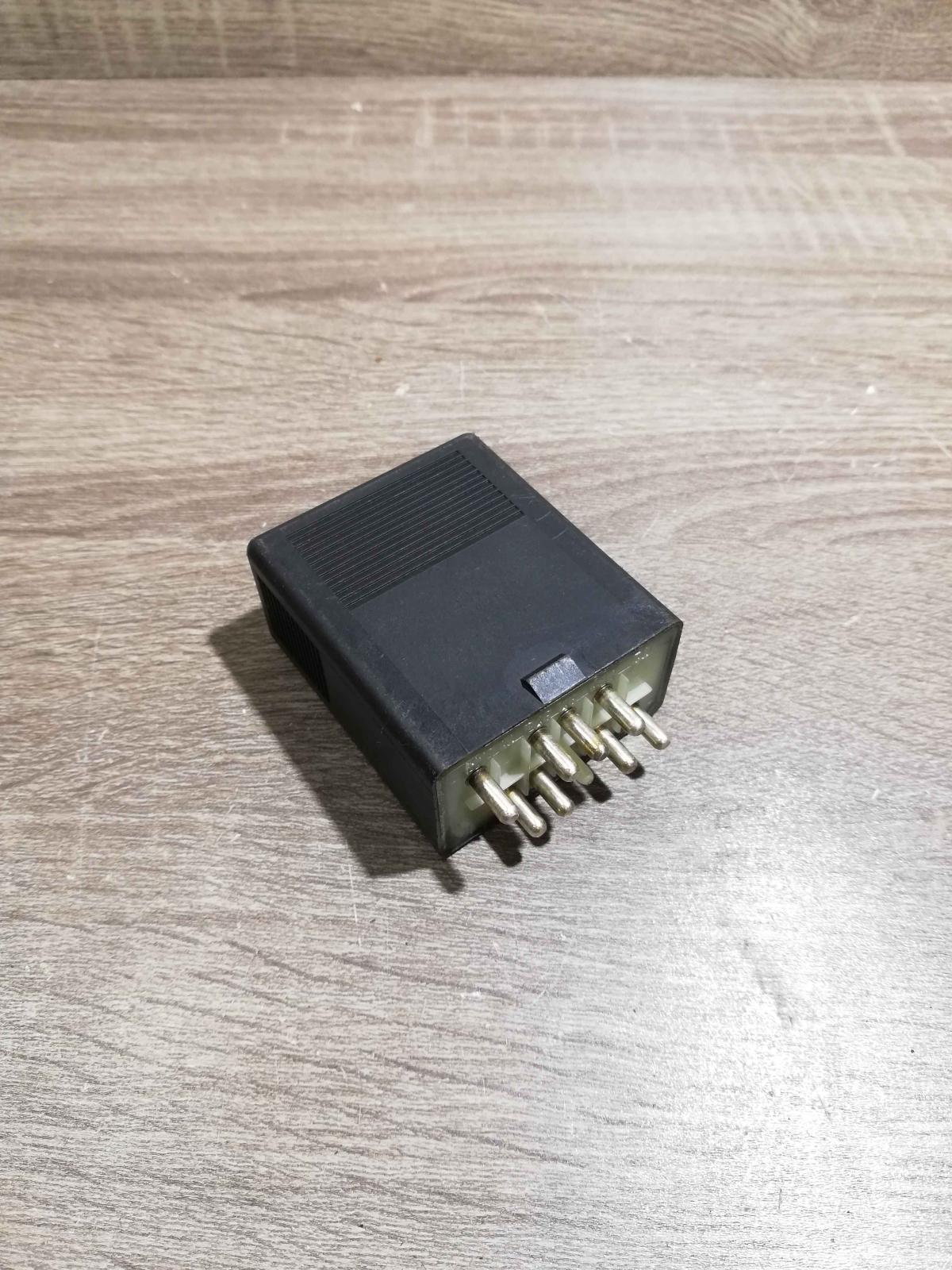 0135454832   Other relay Mercedes-Benz C W202