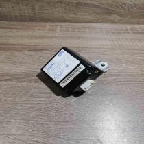 89741 52020 619825 000  Door control unit/module Toyota Yaris