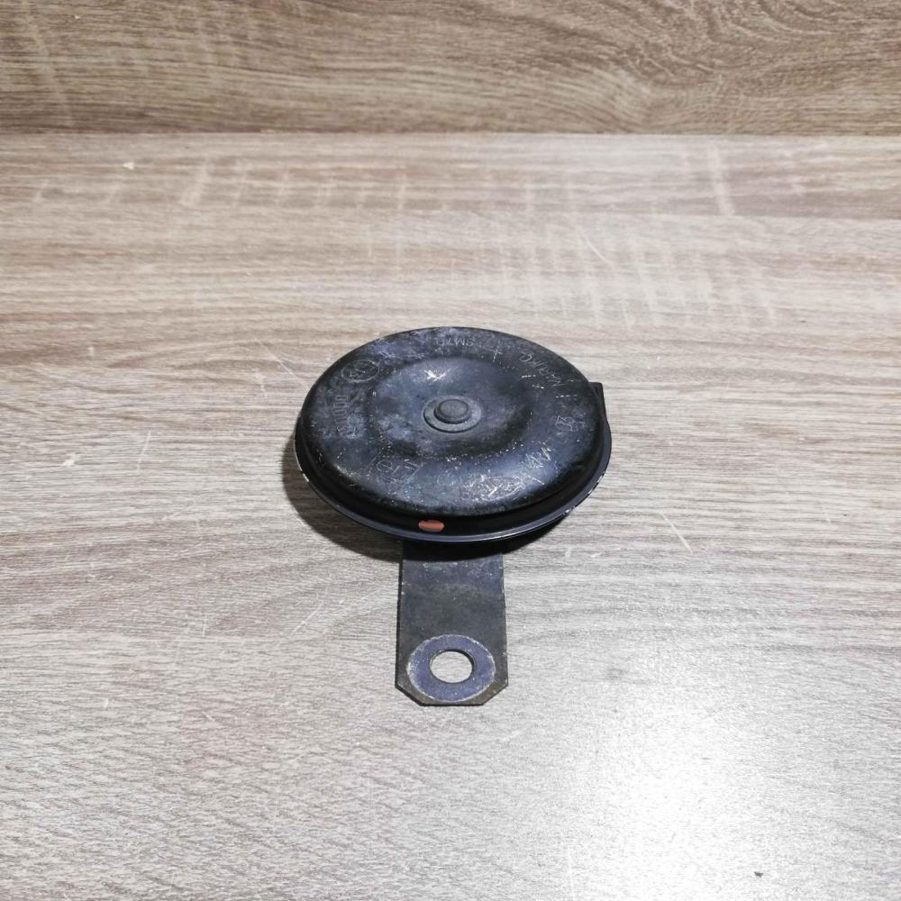 86520 28180 Horn  Horn signal Toyota Prius (XW20)