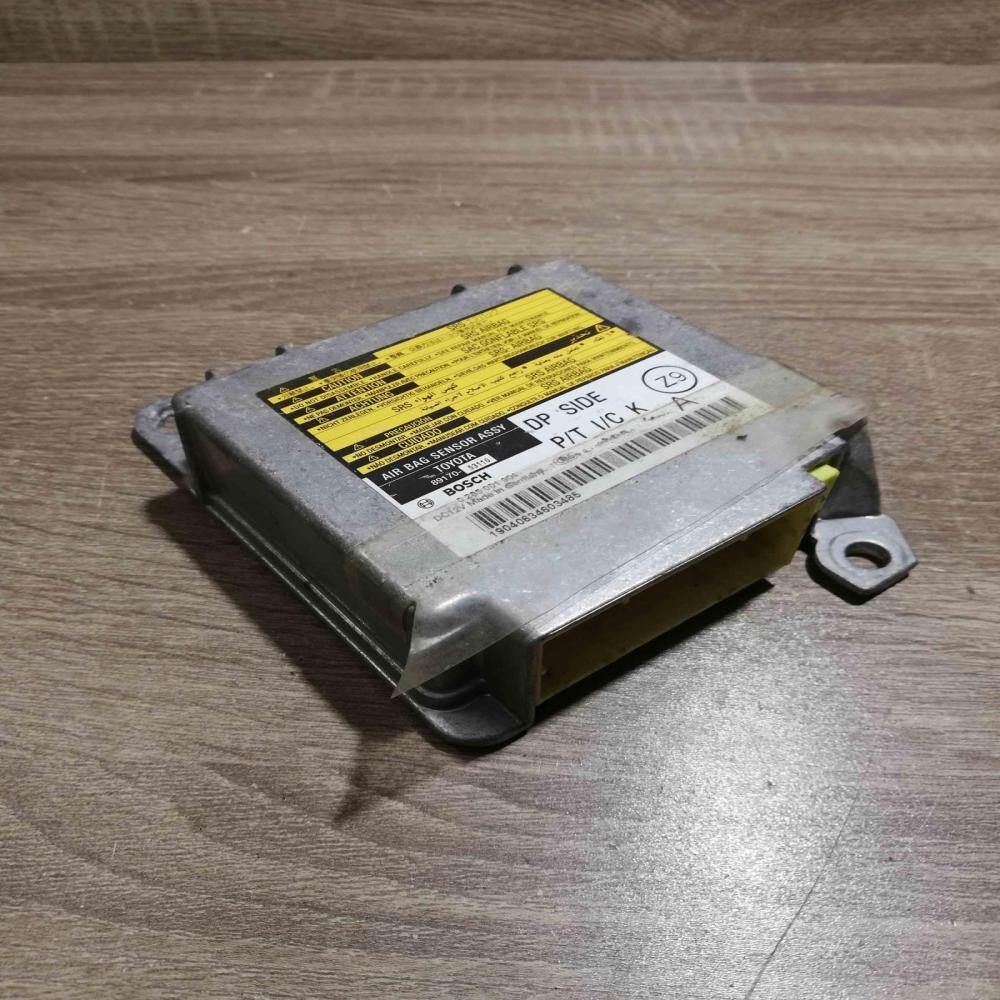 89170 53110 0285001904  Airbag control unit/module Lexus IS 220D-250-350