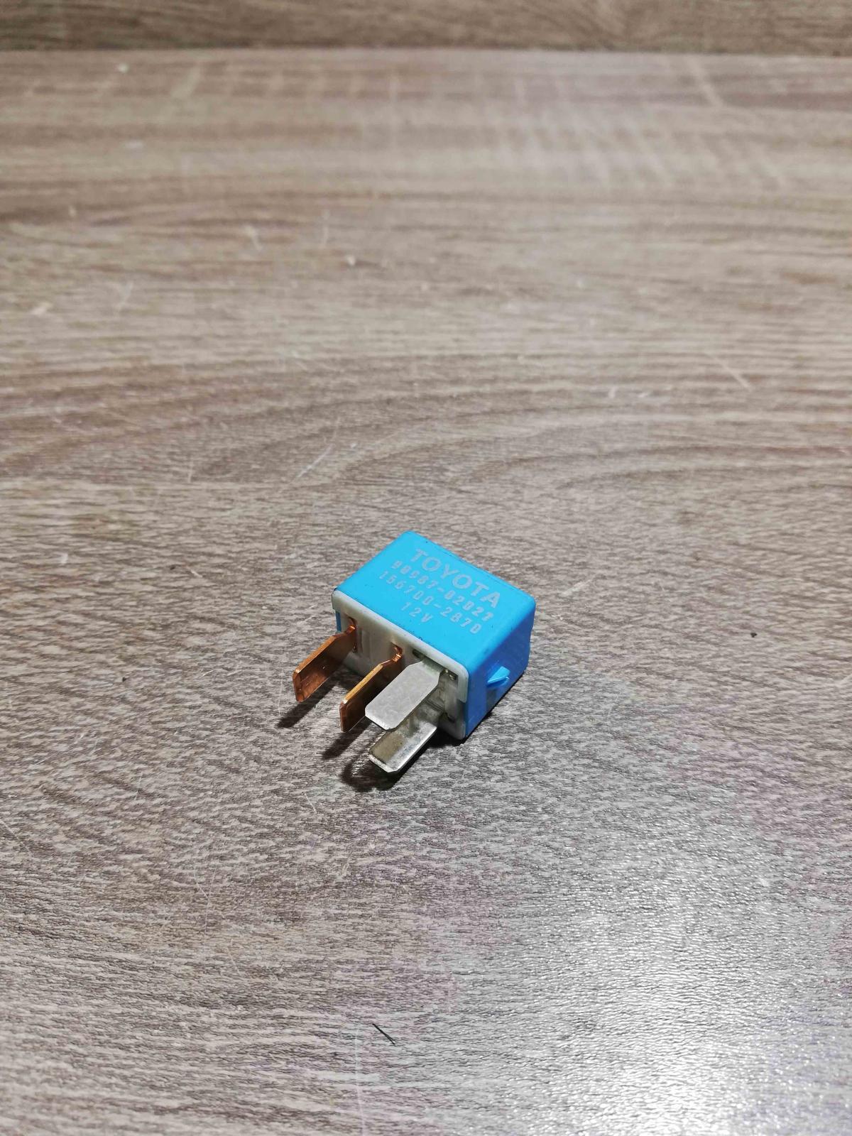 90987 02027 156700 2870  Other relay Toyota Prius (XW20)