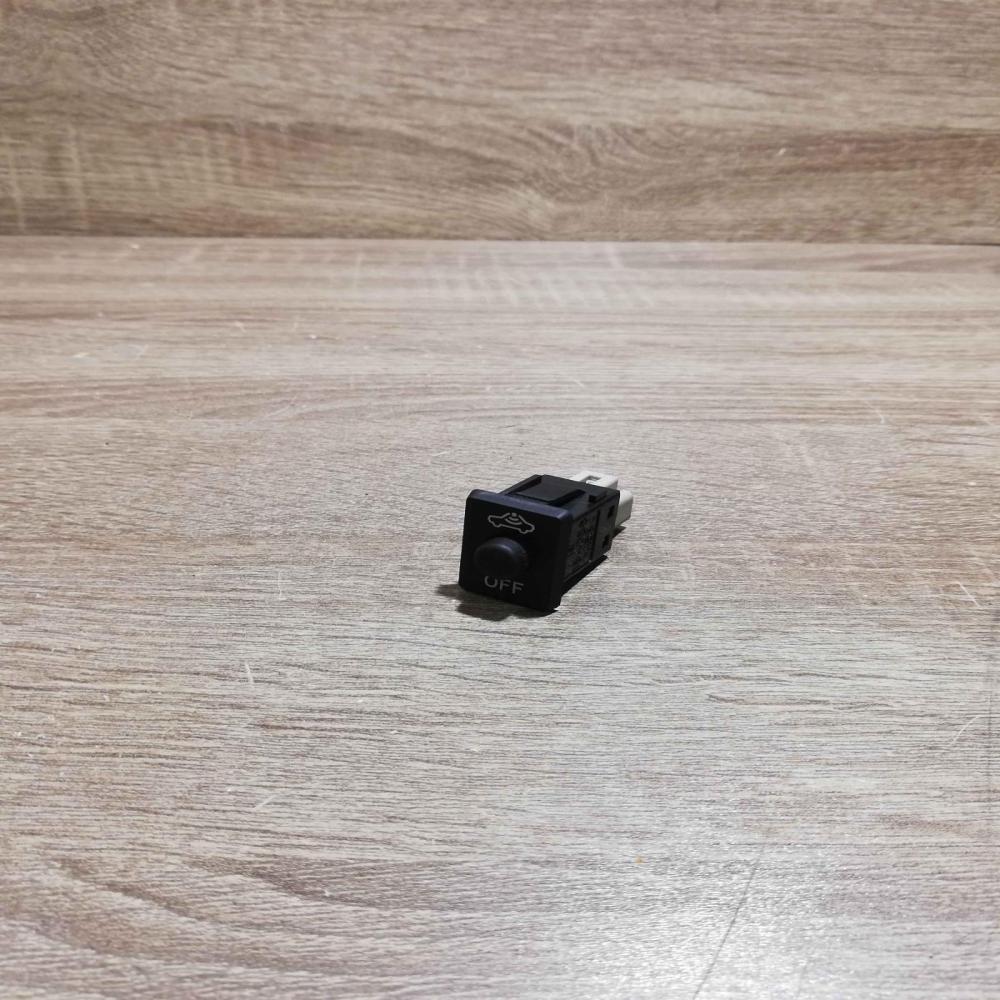 15A086   Alarm switch Toyota Prius (XW20)