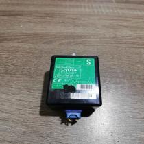 89740 02010 61B301 000  Door central lock control unit/module Toyota Auris 150