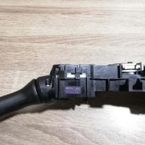 0D090 17F143   Wiper turn signal indicator stalk/switch Toyota Yaris