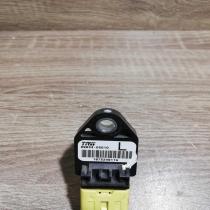 89834 05010   Airbag deployment crash/impact sensor Toyota Avensis T250