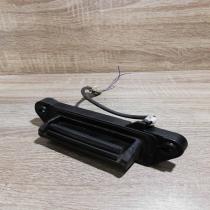 Switch   Tailgate opening switch Toyota Avensis Verso