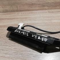 Switch   Tailgate opening switch Toyota Avensis Verso