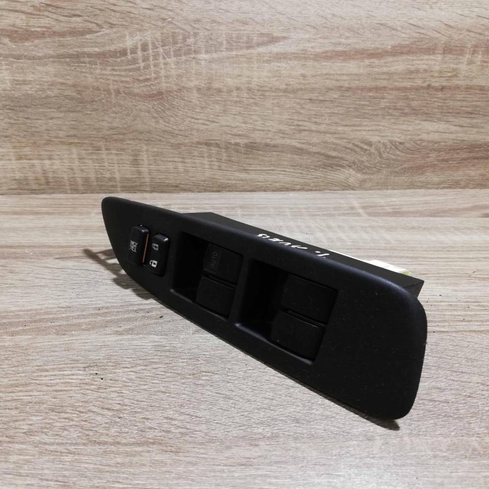 74231 02550   Electric window control switch Toyota Auris 150