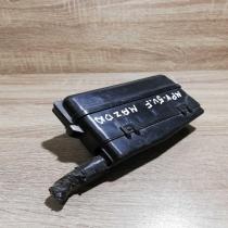 69294-81   Fuse module Mazda MPV