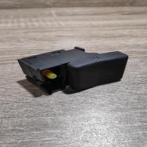 90213286   Windscreen/window heater switch Opel Omega A