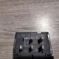 90213286   Windscreen/window heater switch Opel Omega A