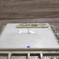 82730 47290 8d16 1275  Fuse module Toyota Prius (XW20)