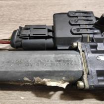 0130821785   Rear door window regulator motor Audi A6 S6 C5 4B