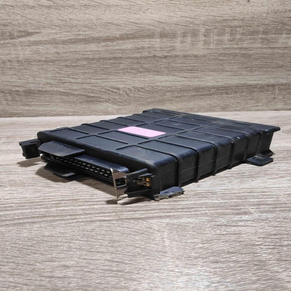 811906264g 0280800188  Engine control unit/module ECU Audi 80 90 B3