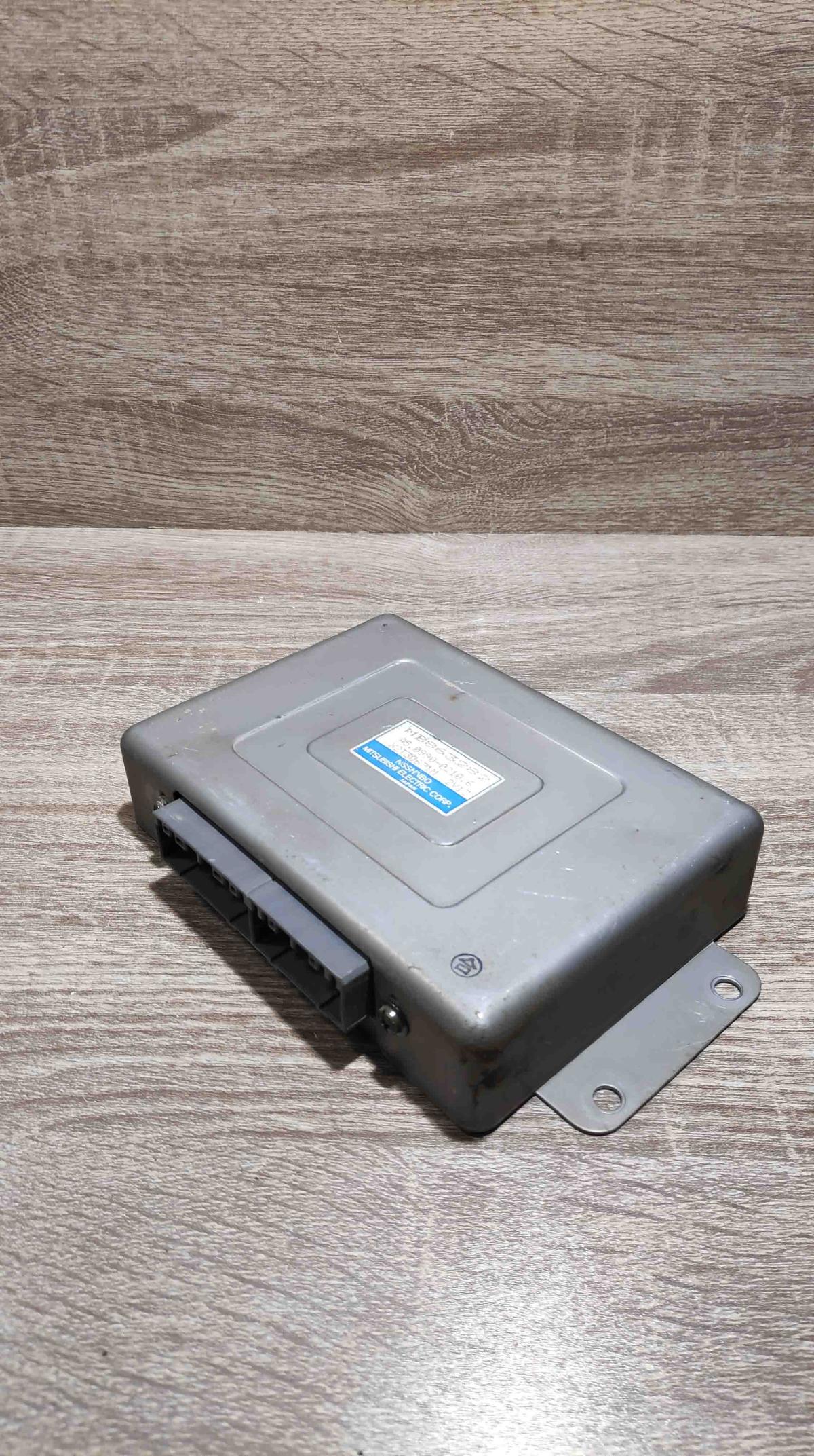 mb863282 x2t30671m  Other control units/modules Mitsubishi Galant